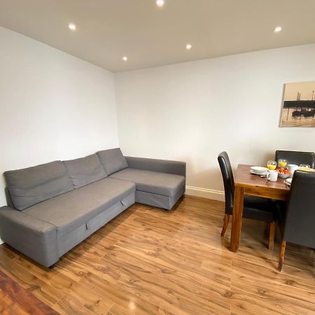Stylish Maisonette And Studio In Victoria Лондон Экстерьер фото