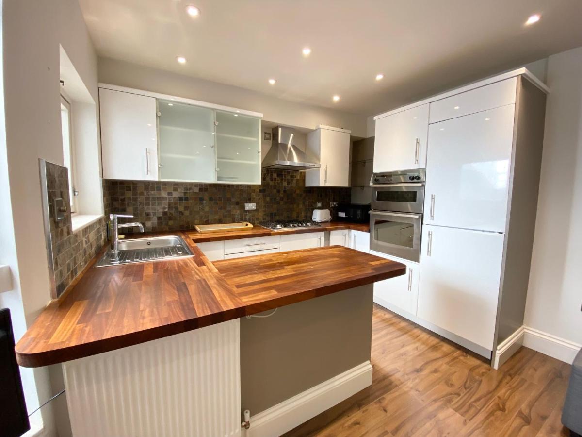 Stylish Maisonette And Studio In Victoria Лондон Экстерьер фото